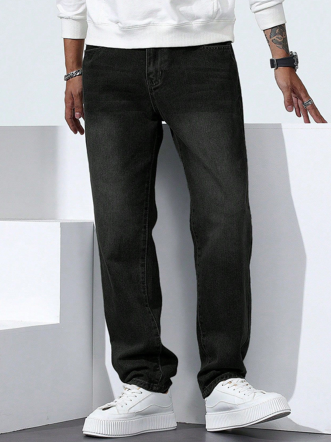 dolsia Men Jean Regular Fit Mid-Rise Light Fade Stretchable Jeans