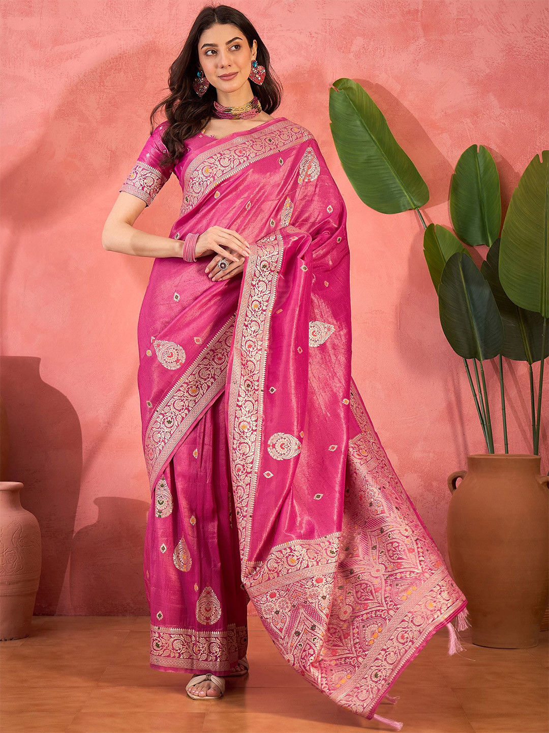 MANVAA Ethnic Motifs Woven Zari Simmer Turn Banarasi Saree