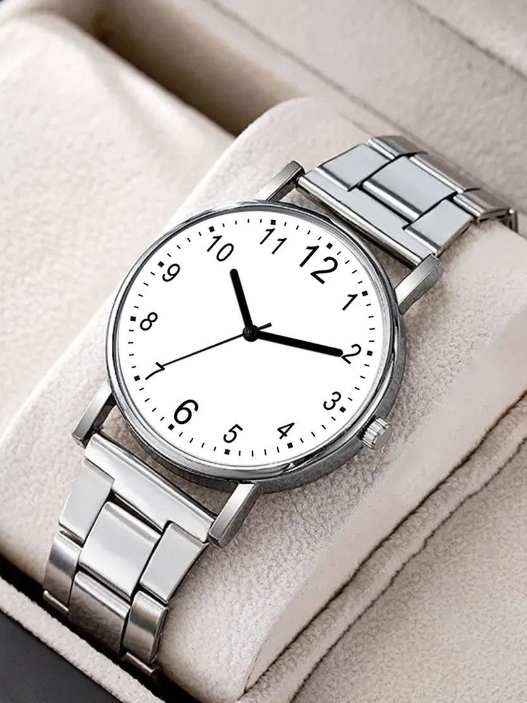 JUST LIKE Unisex Pack Of 2 Solid Dial & Stainless Steel Analogue Watch couple 1284