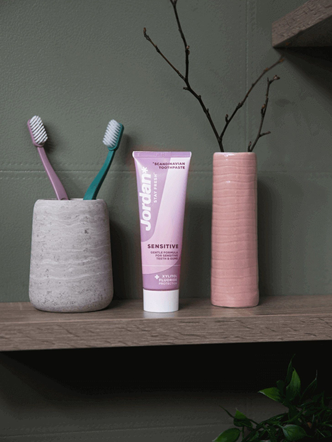 Jordan Adult Toothpaste Sensitive Toothpaste- 75 ml