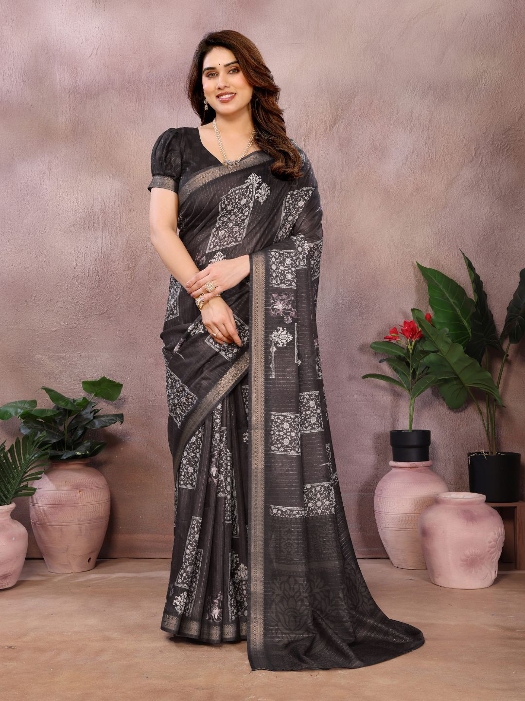 PEORA'S CLOSET Woven Design Zari Saree