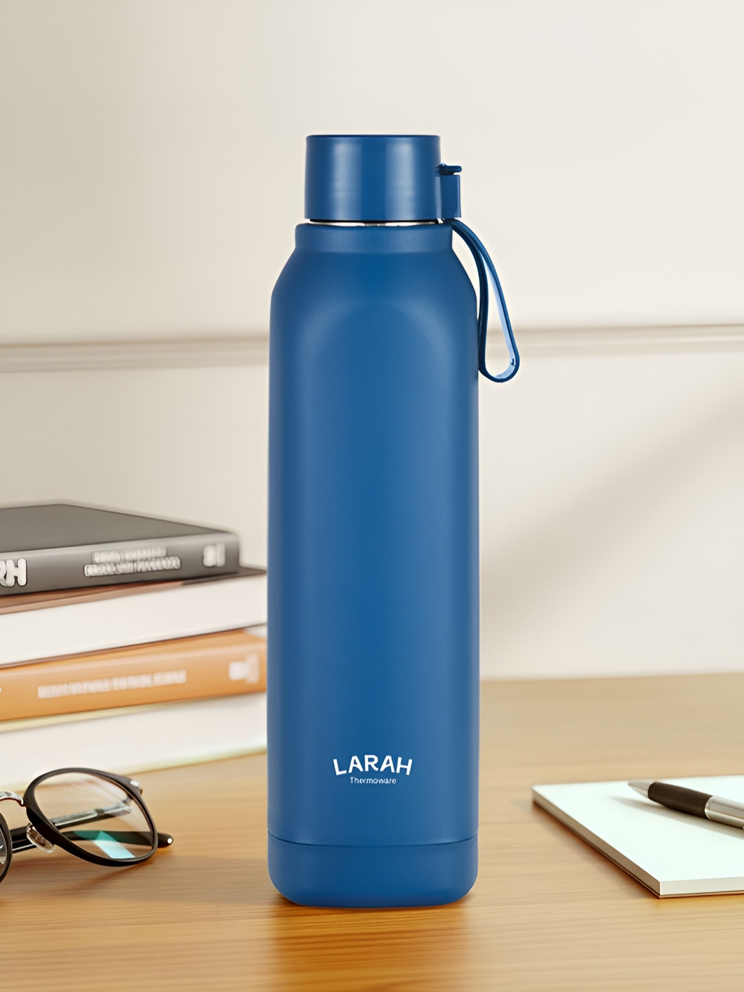 Larah by BOROSIL Blue & White Single Stainless Steel Solid Water Bottle