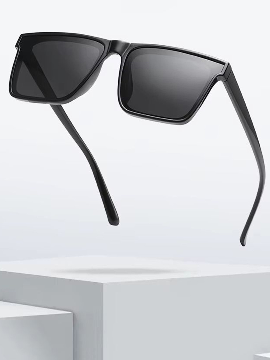 HAYDEN haiza Unisex Black Lens & Black Square Sunglasses with