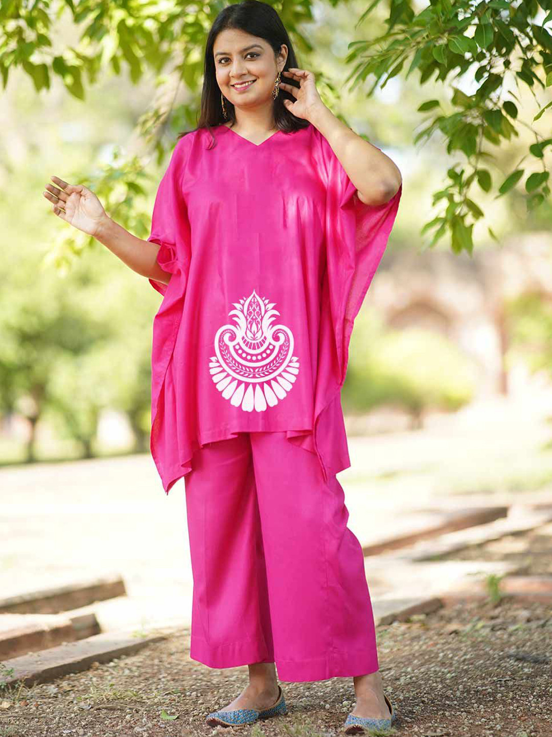 LetsDressUp Gulmohar Women Magenta Rayon Kurti & Palazzo
