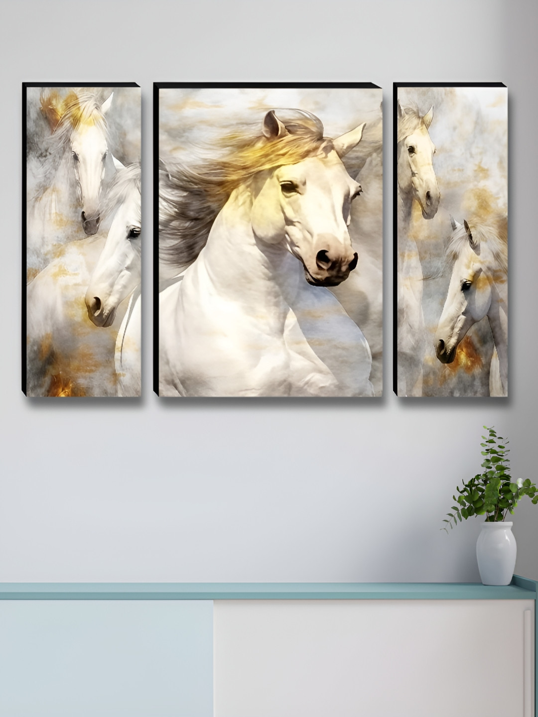 Livin'luxe White & Gold-Toned 3 Pieces Horses Printed Wall Arts