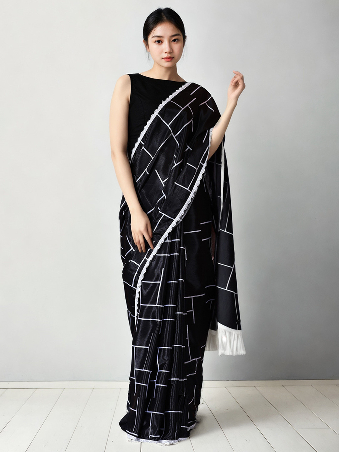 Mitera Checked Chinon Saree With Blouse Piece