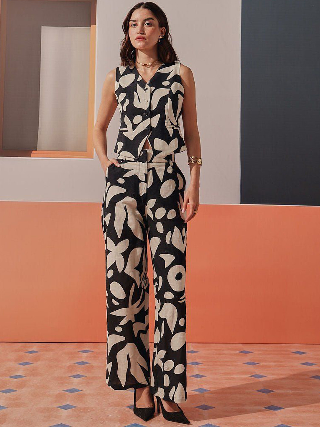 Sage by Mala Cairo Printed V-Neck Waistcoat