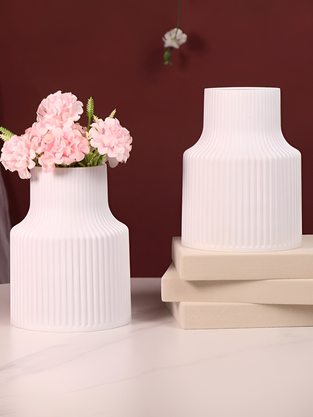 Art Street 2-Pcs White Elegant Ribbed Texture Durable Flower Vase