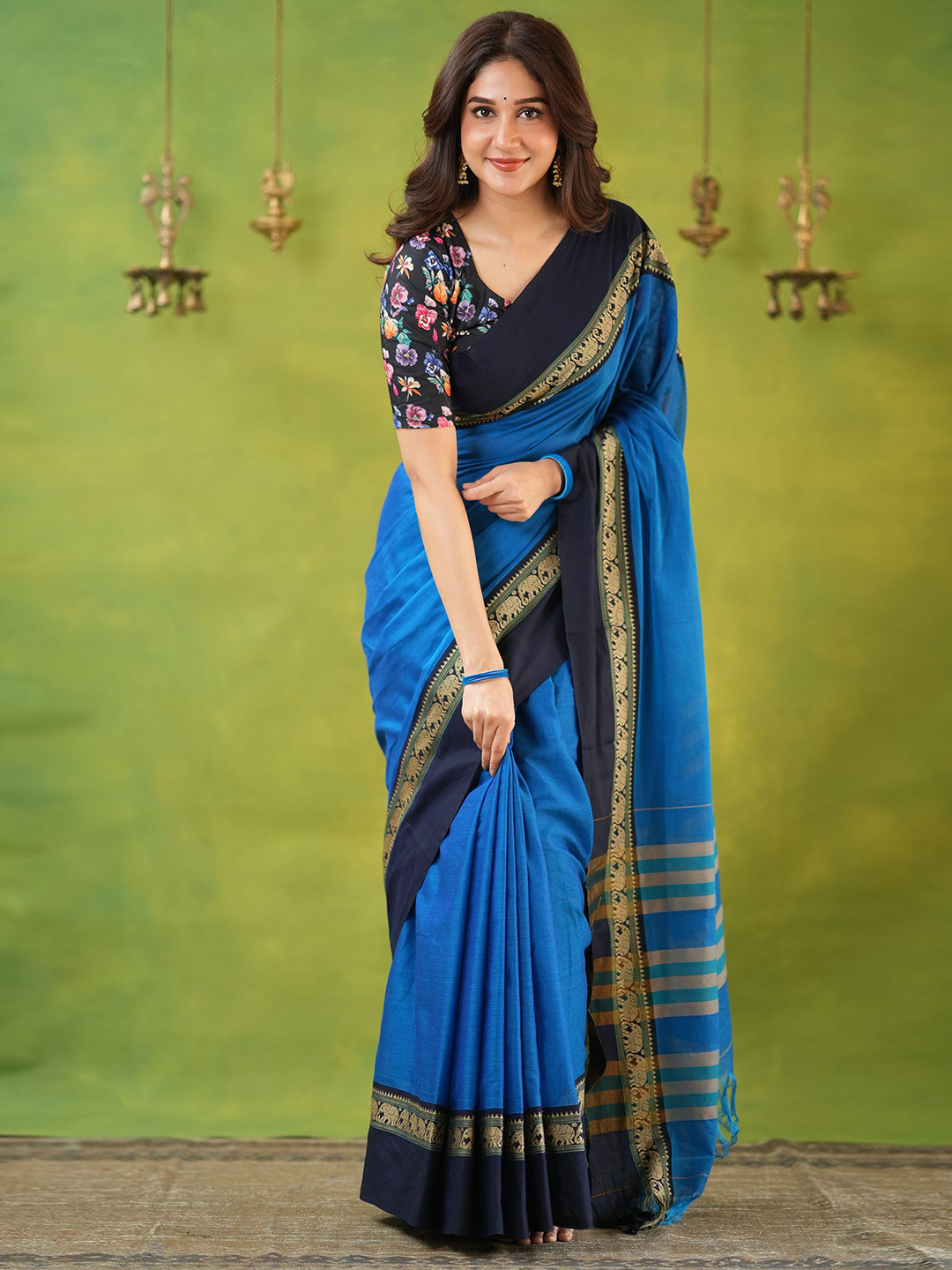 RAAG VARNAM Sky Narayanpet Mercerized Cotton Saree