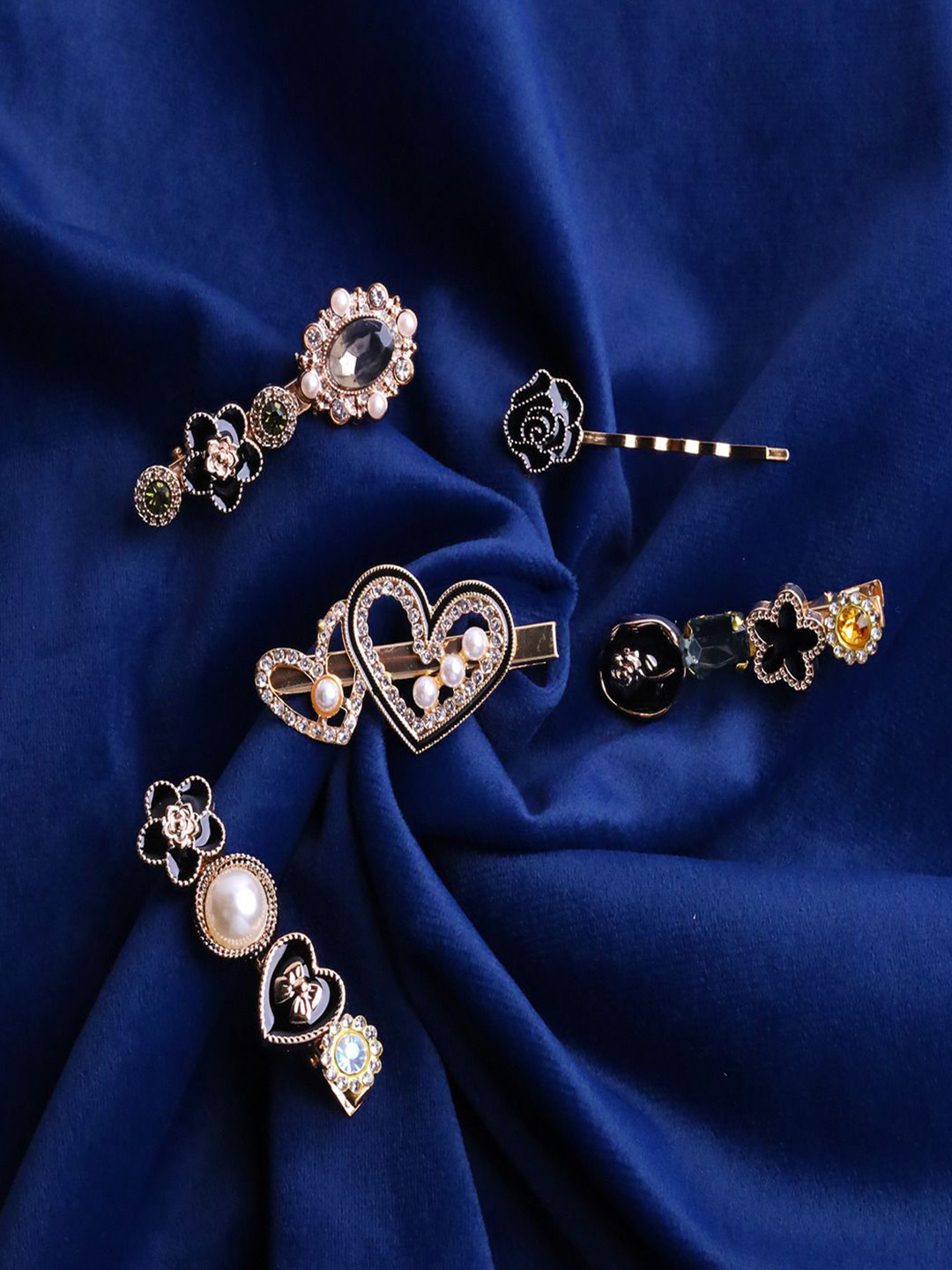 AmazingKarts Women Set of 5 Korean stylish Alligator Hair Clips