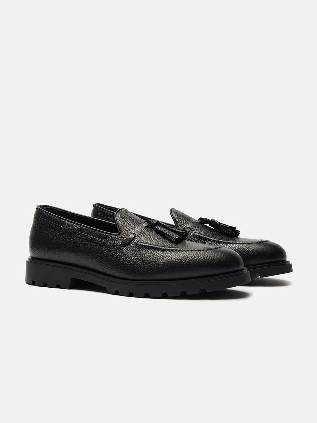 The Alternate Men Textured Tassel Loafers