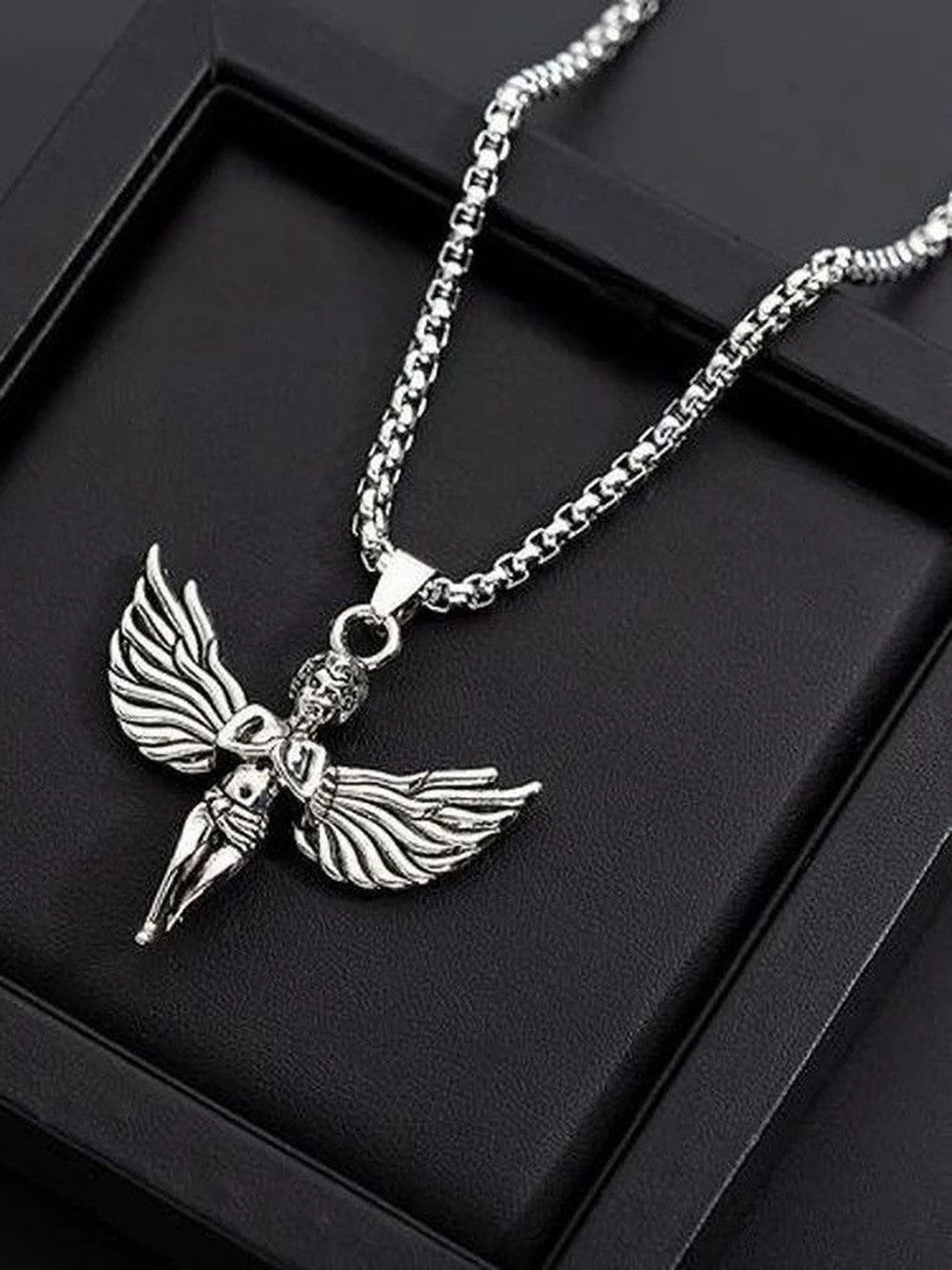 RV Jewels Silver-Plated Animal Shaped Pendants with Chains