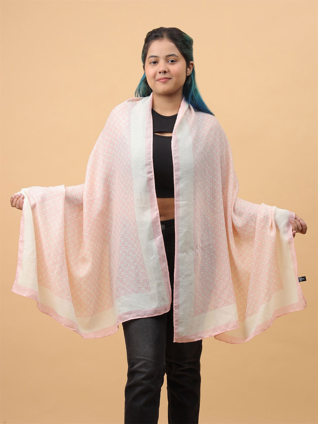 Moda Chales Women Geometric Printed Long Stole