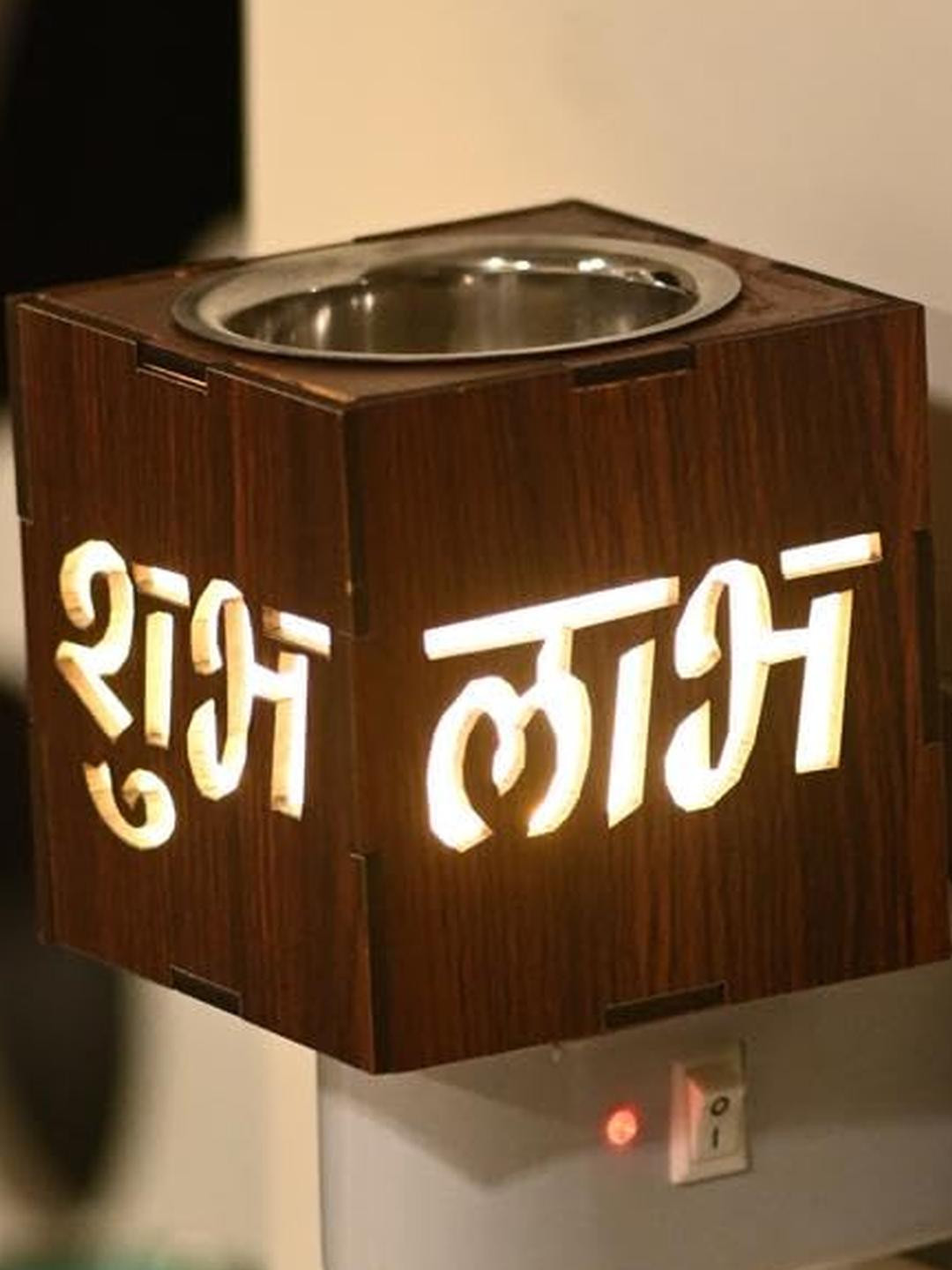 Somil Subh Labh Kapur Dani Incense Holder