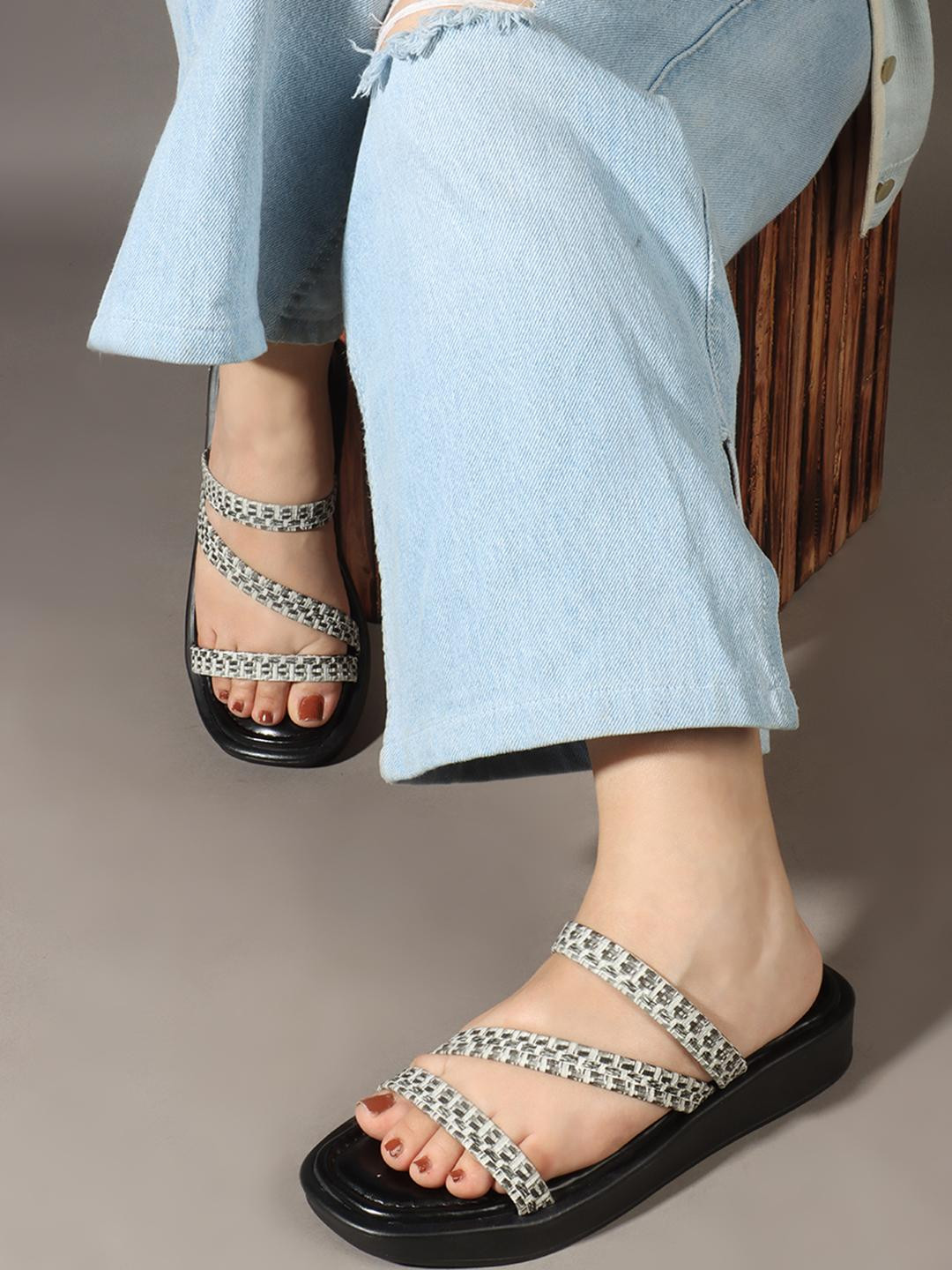 FEET RUNNER Women Casual Open Toe Sandals