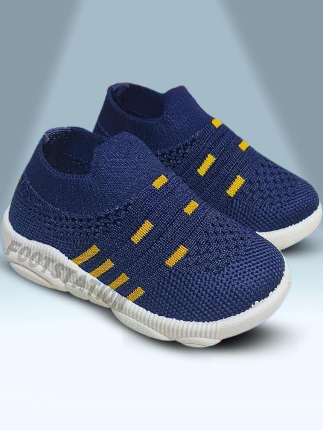 FootStation Kids Waterproof Lining Slip-On Sneakers