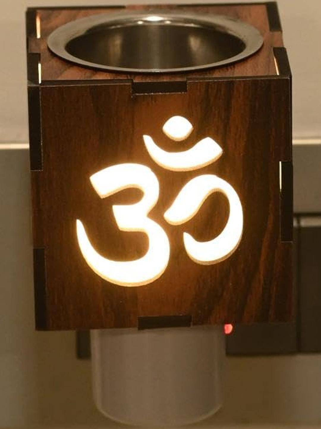 Somil Om Kapur Dani Incense Holder