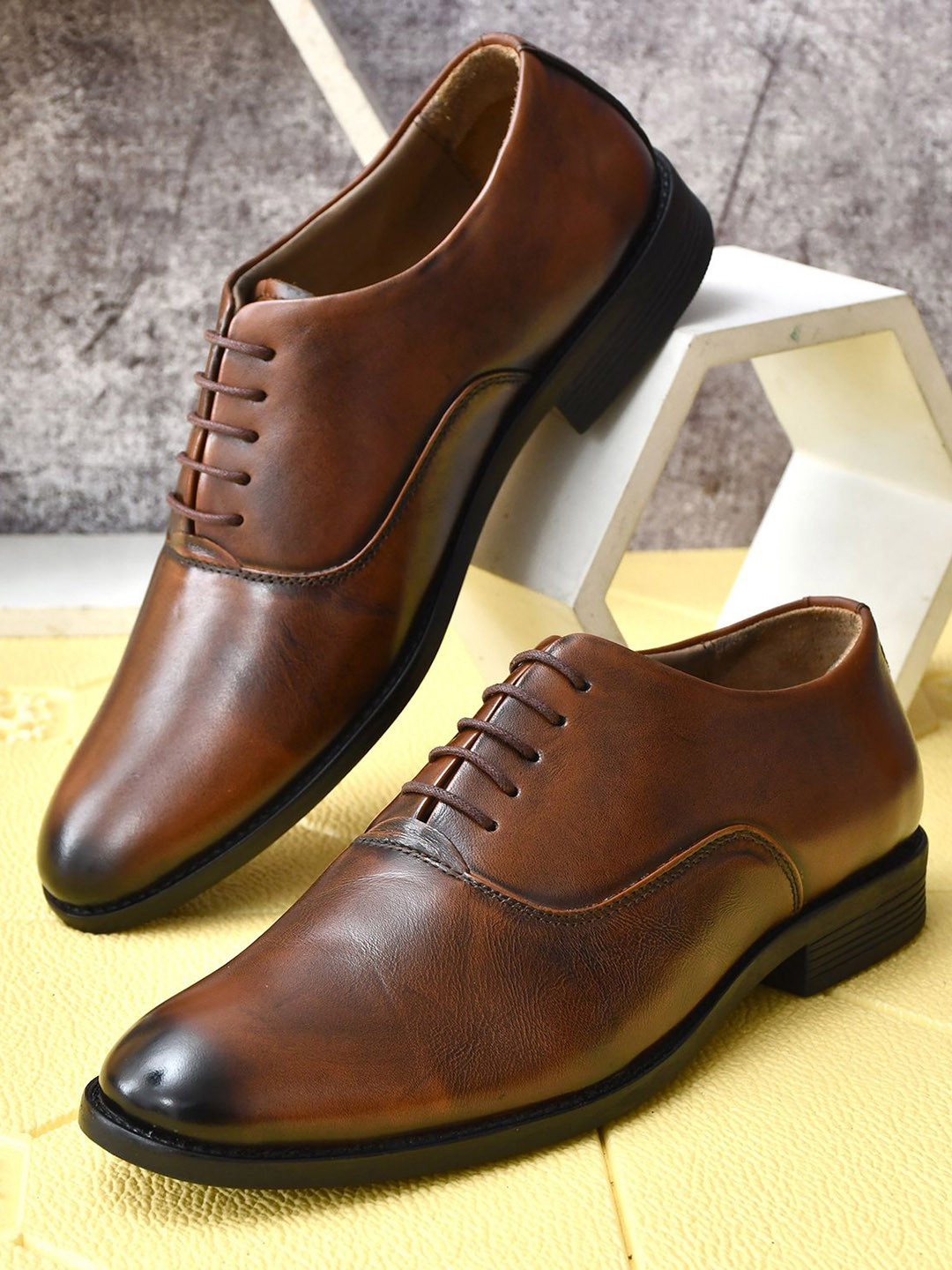 Robbie Jones Men Genuine Leather Formal Oxfords
