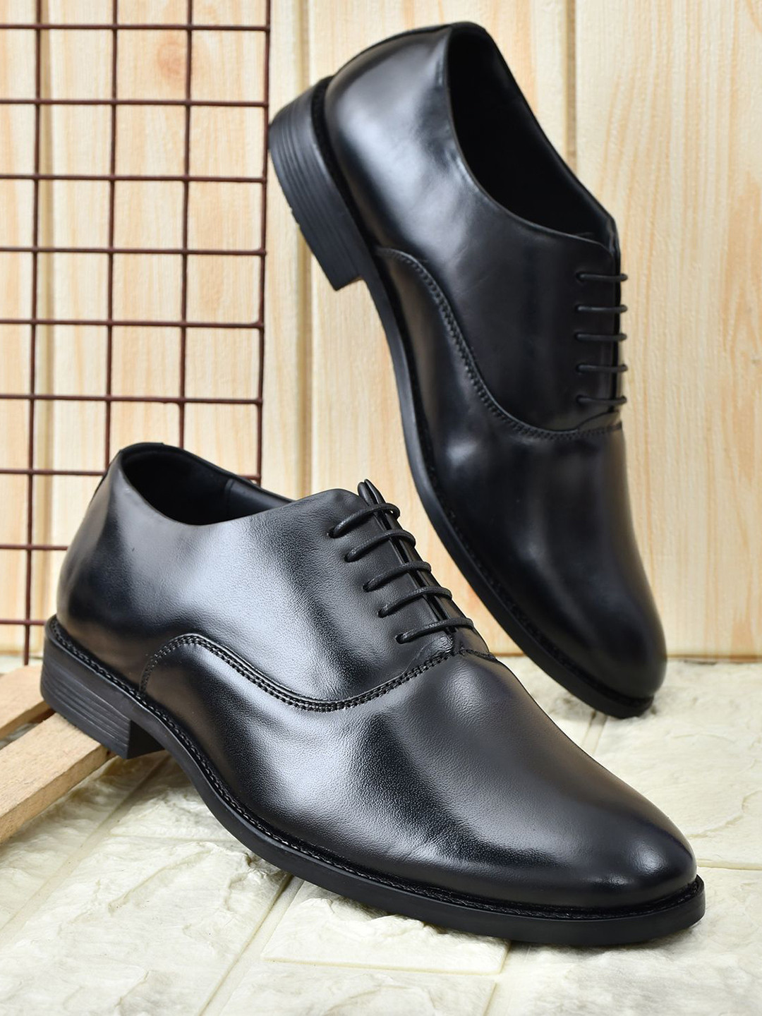 Robbie Jones Men Genuine Leather Formal Derbys