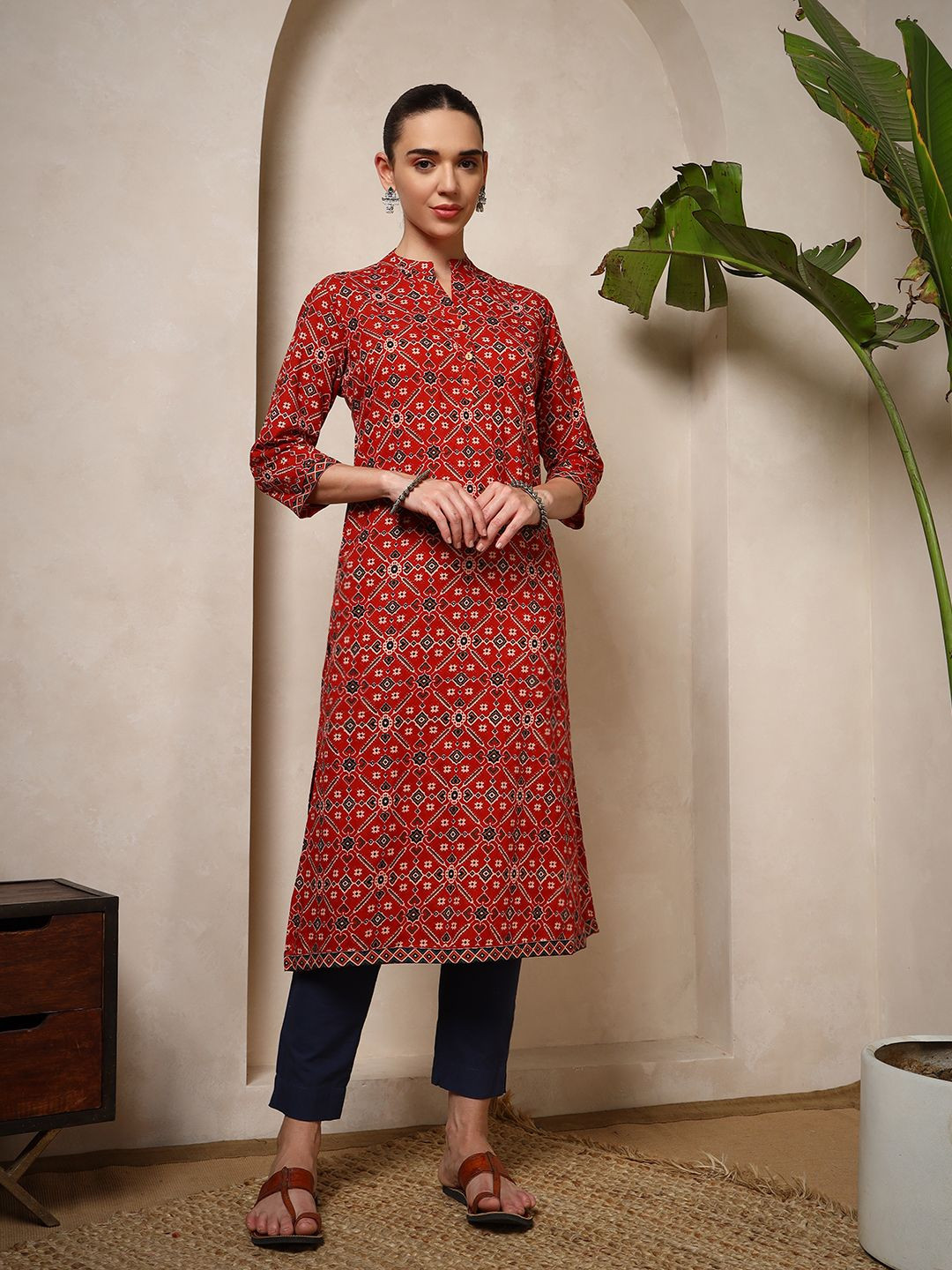 Harts And Darts Women Ethnic Motifs Printed Thread Work Kurta