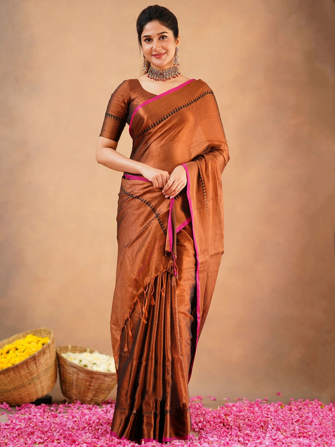 TITHI SAREES Woven Design Border Tissue Saree