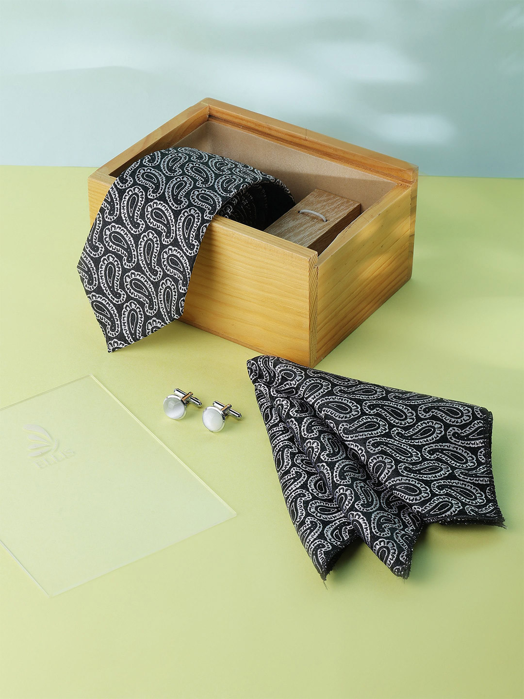 ELLIS Men Tie, Cufflinks, Pocket Square Accessory Gift Set