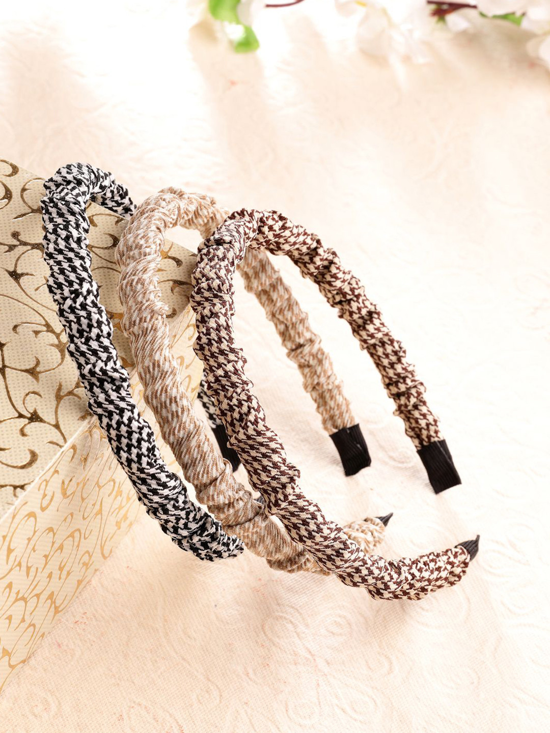 VOGUE HAIR ACCESSORIES Women Plastic Hairband