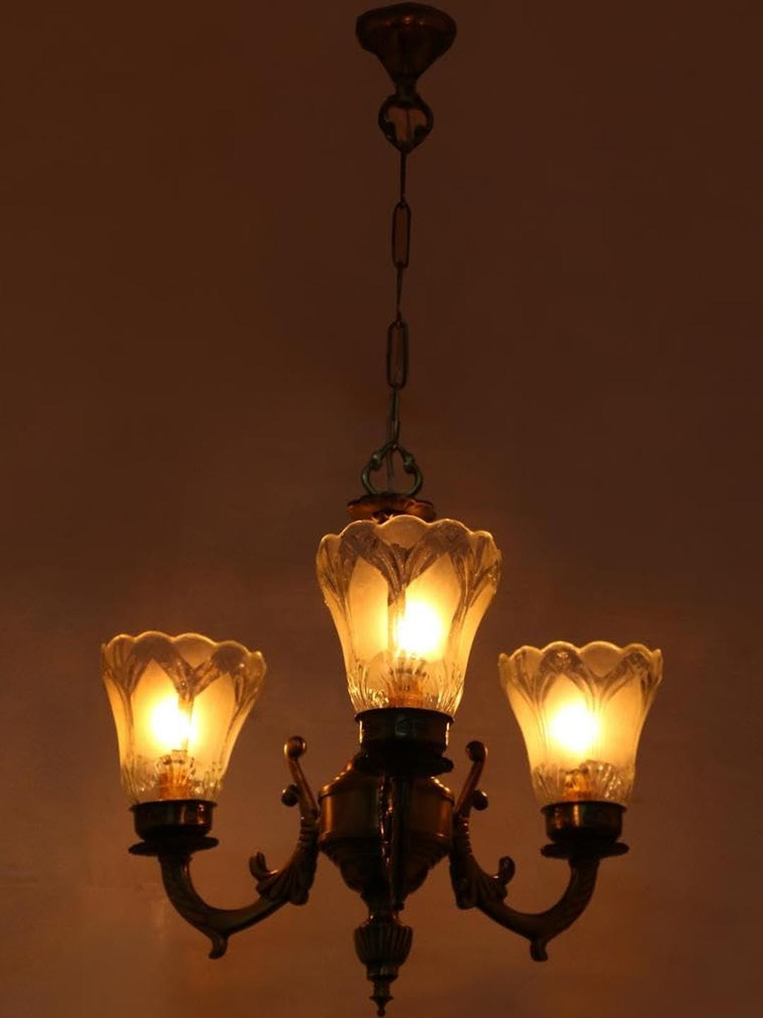 Somil Antique 3-Light Chandelier with Glass Shades, White Lighting Effect, Metal Fitting. LED Compatible. Dia: 48 X 48 X 100 Cm.