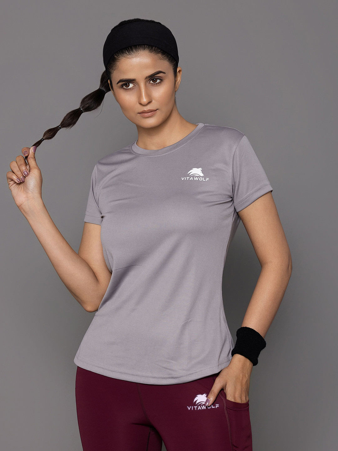 VITAWOLF Women Dry Fit Solid Round Neck Slim Fit T-shirt