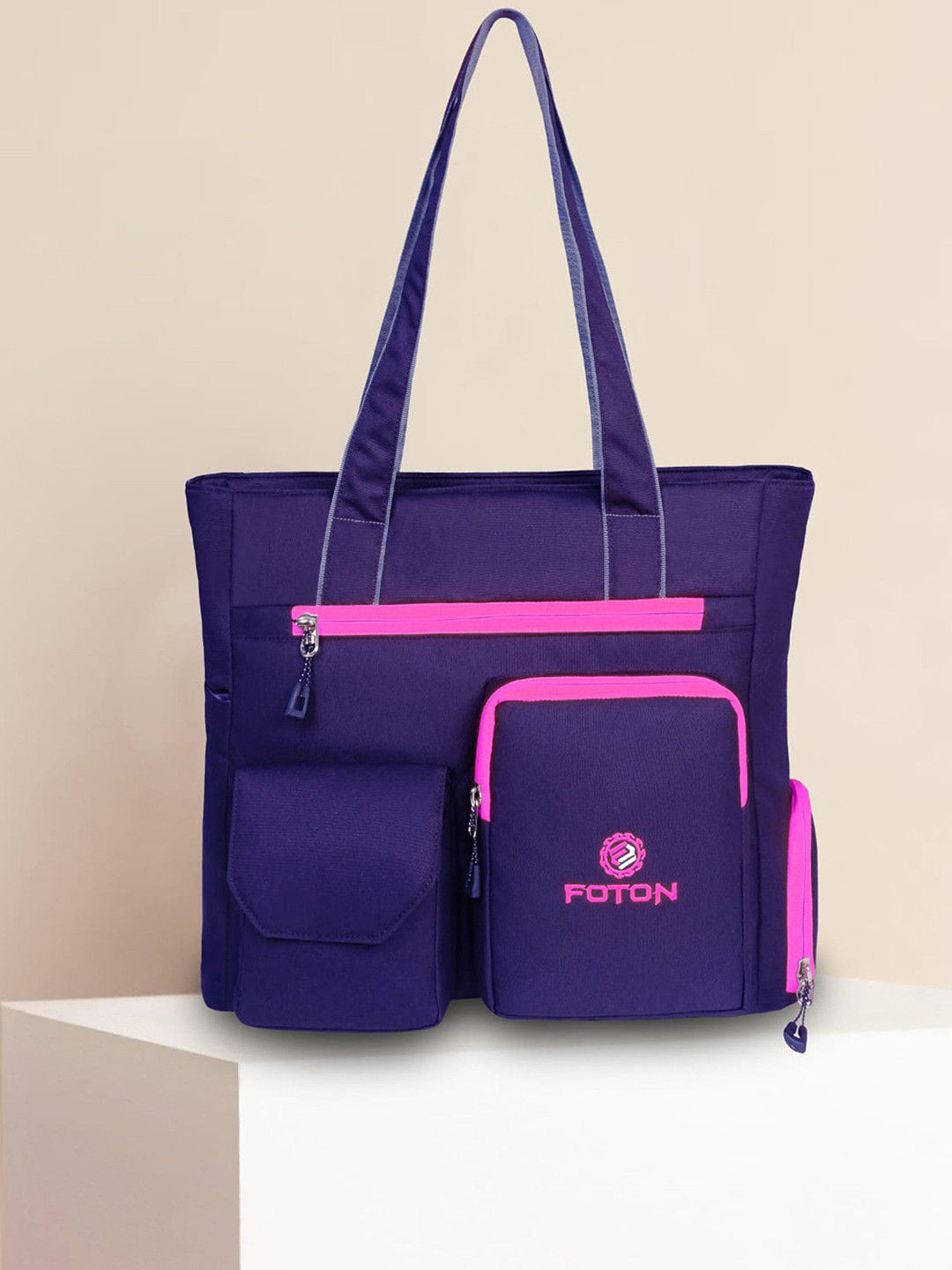 FOTON Logo-Detail Waterproof Shoulder Bag