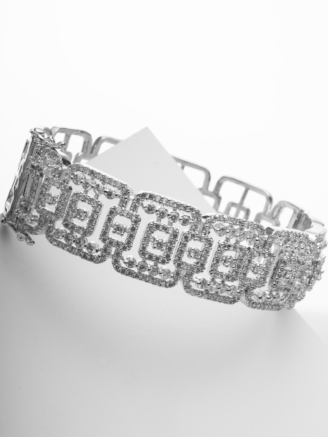 KAYRAH Women White Kada Bracelet