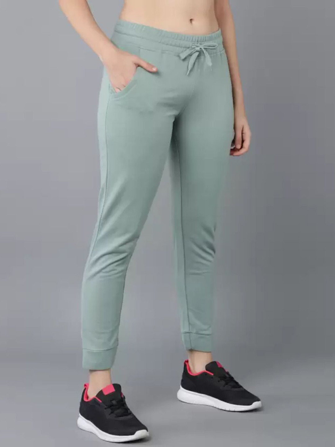 Brainbees Women Slim Fit Dry Fit Joggers