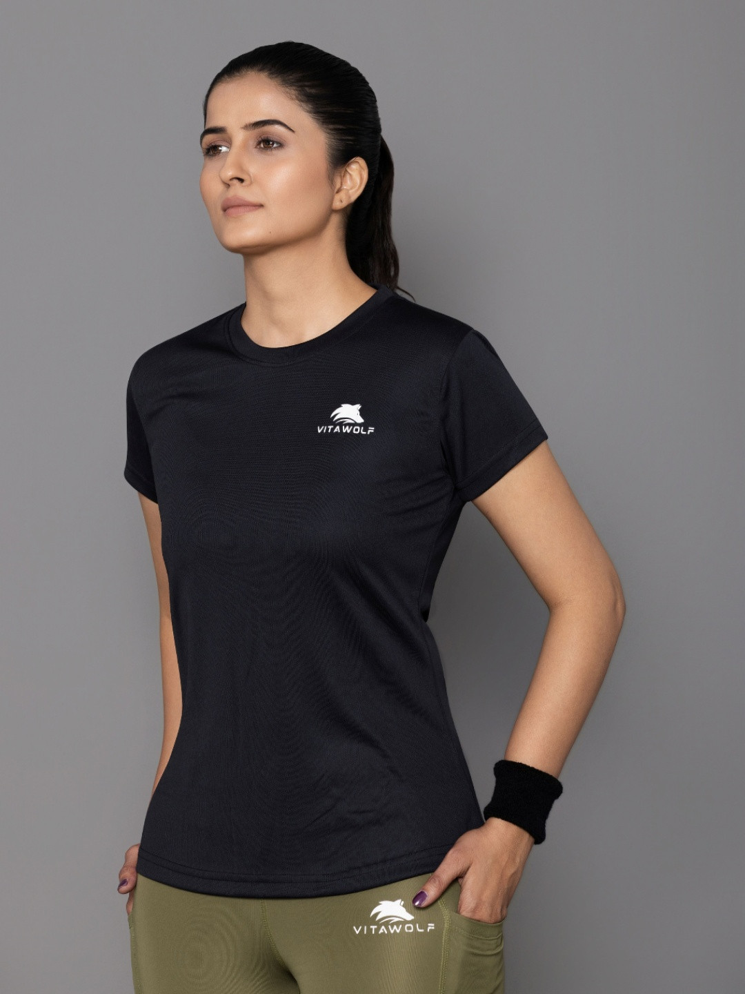 VITAWOLF Women Dry Fit Solid Round Neck Slim Fit T-shirt