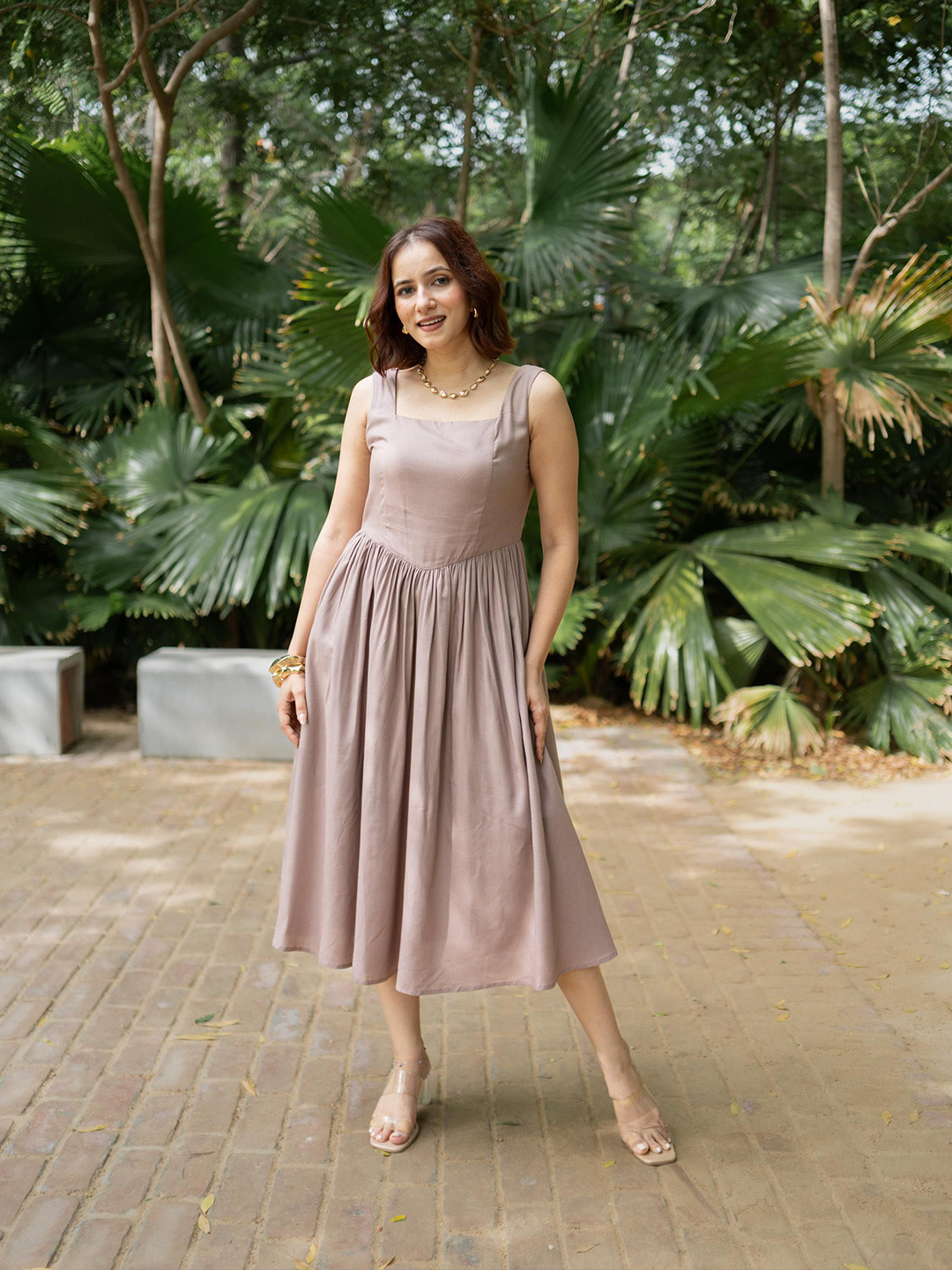 MODA-Q Square Neck Pleated Fit & Flare Midi Dress