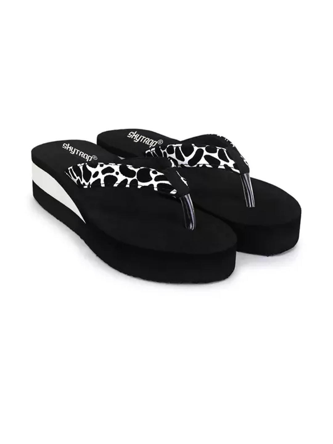 Skytrap Women White Flip Flops