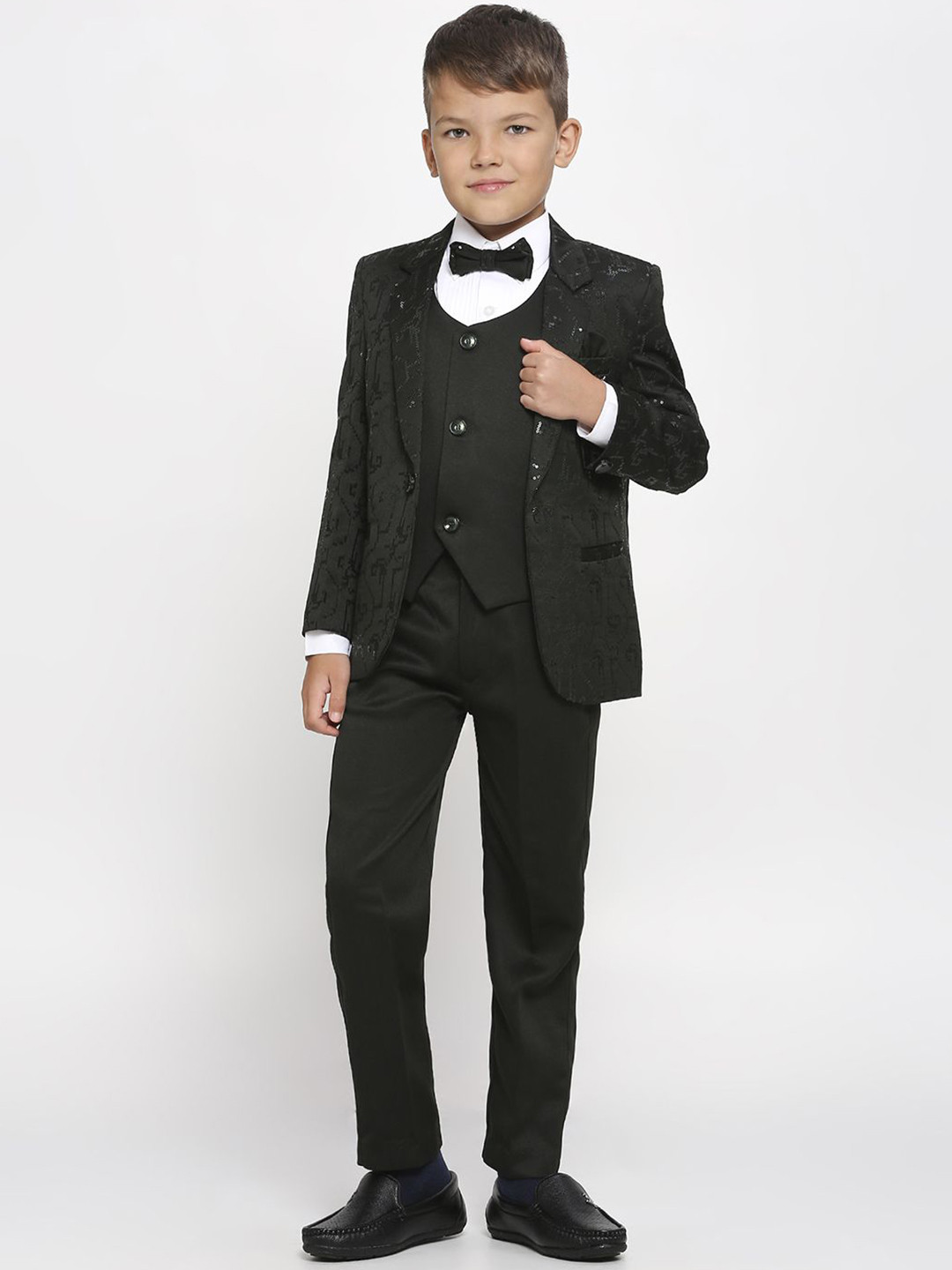 YK Boys Sequin Embellished Tailored-Fit Full Sleeve 5-Piece Party Suit