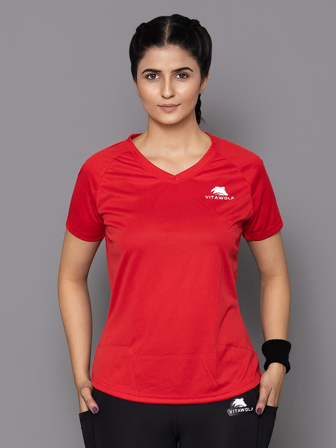 VITAWOLF Pro V-Neck Raglan Sleeves Dry Fit Applique Slim Fit Training or Gym T-shirt