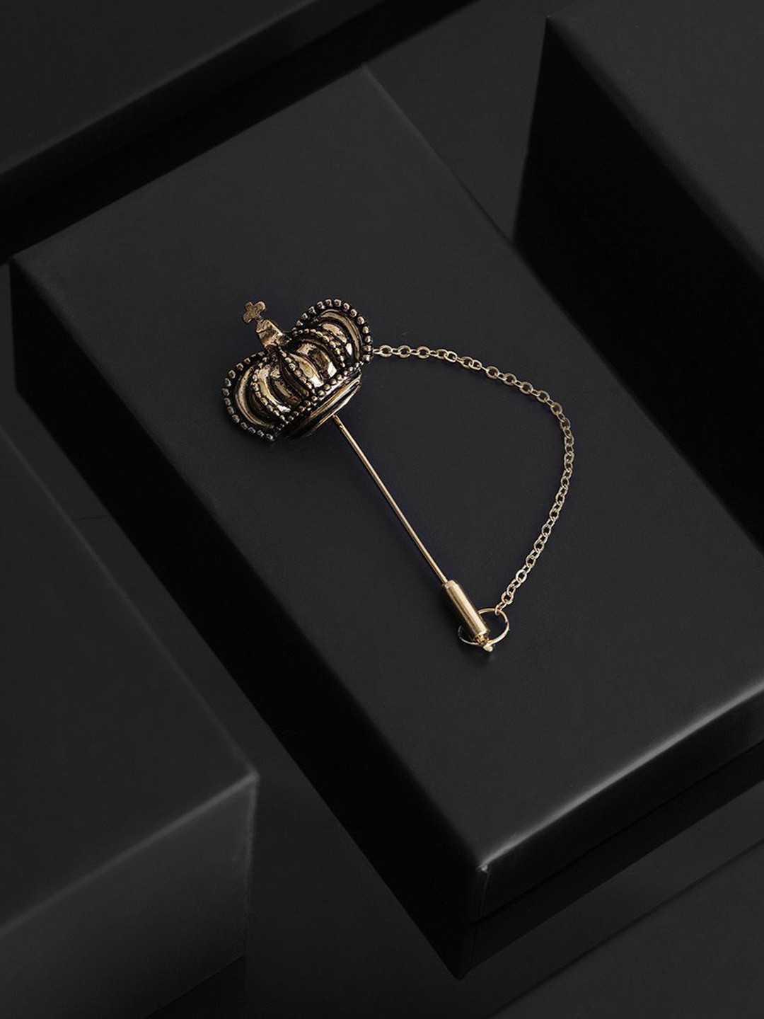 ELLIS Minimal Lapel Pin Brooch