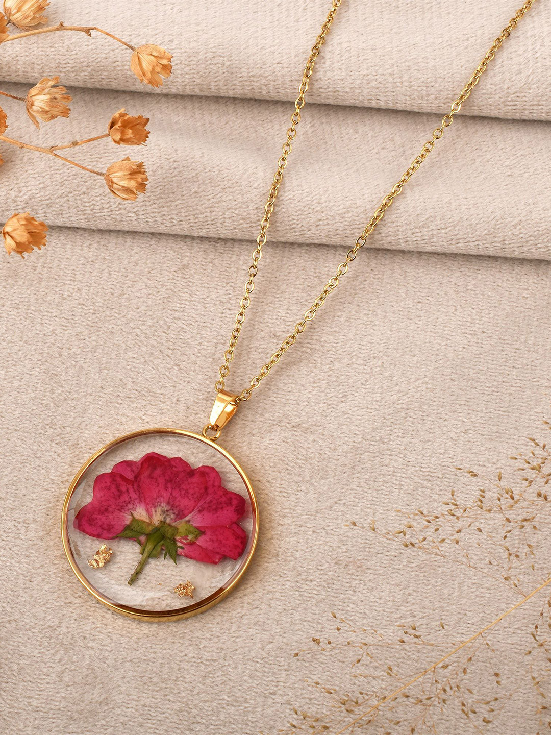 SHILLYN Gold-Plated Floral Anti-Tarnish Pendants with Chains