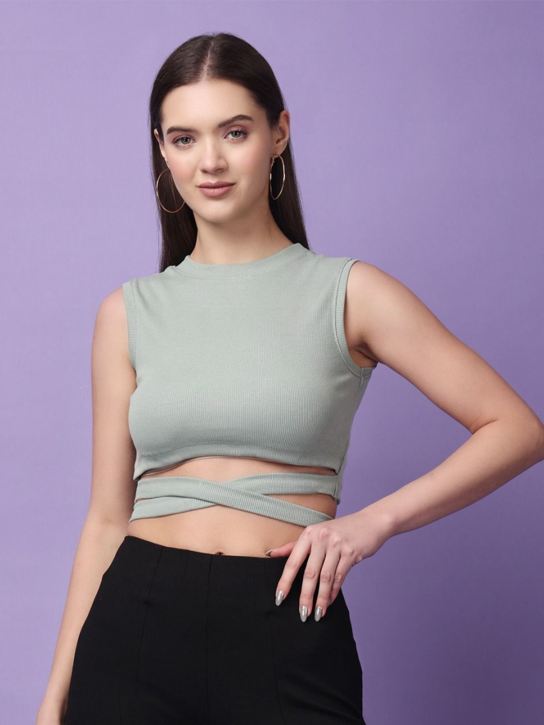 MEEAMI FASHION Women Green Ribbed Criss Cross Waist Fitted Crop Top