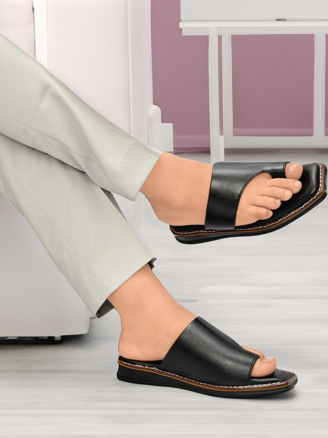 BIGGIE Men Black Sandals