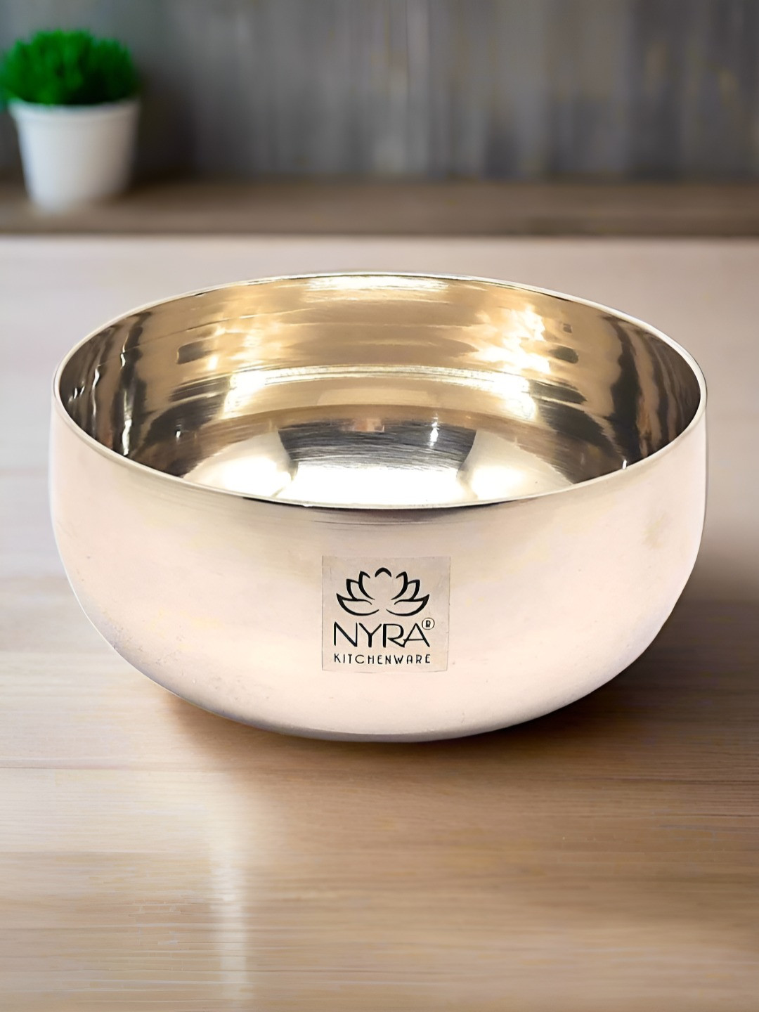 Nyra Kitchenware Bronze-Toned Bronze Dishwasher Safe Serving Bowl-1.3 L