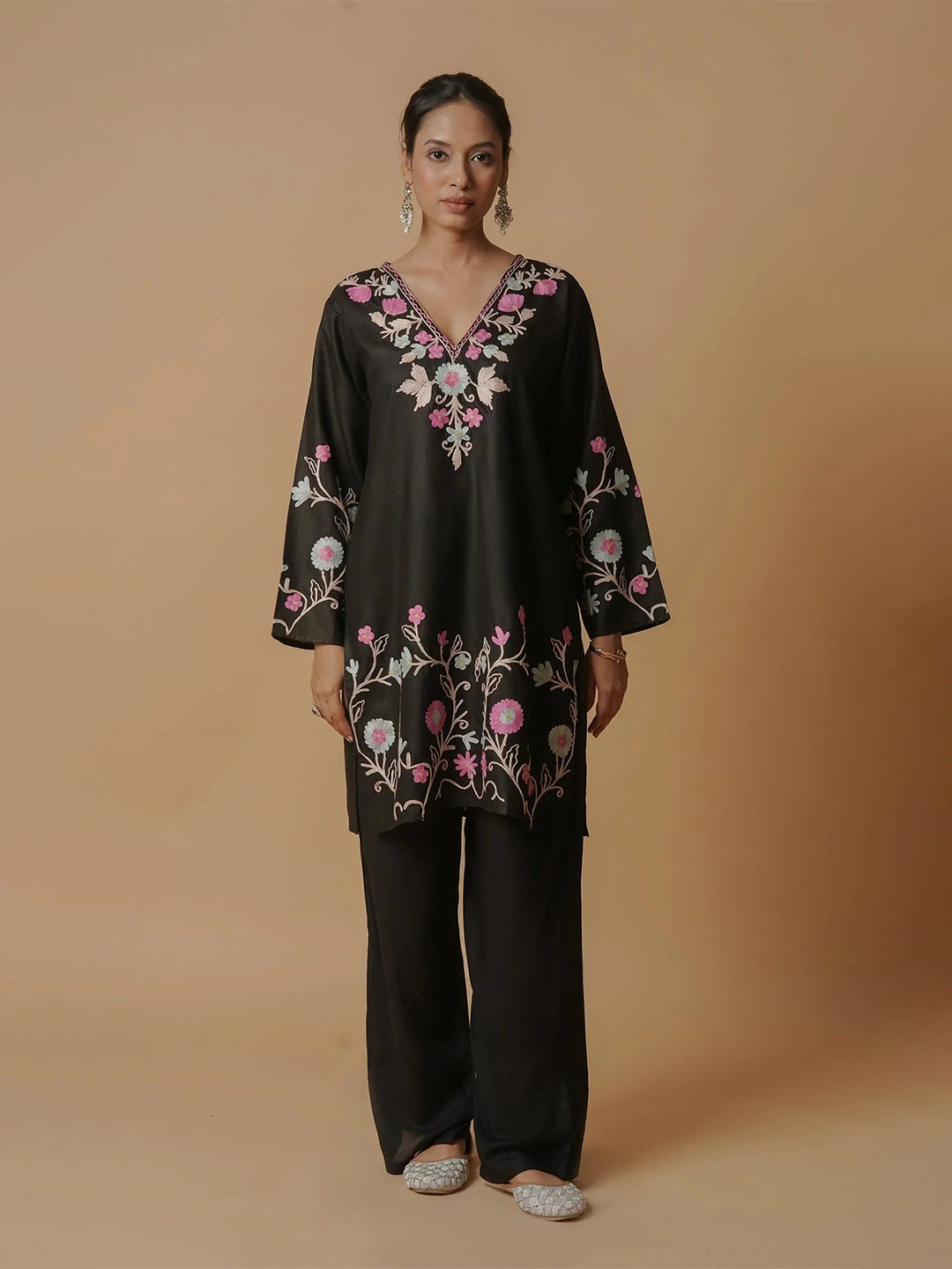 HOUSE OF KARI Women Kashmiri Arri Work Floral Embroidered Cotton Kurta