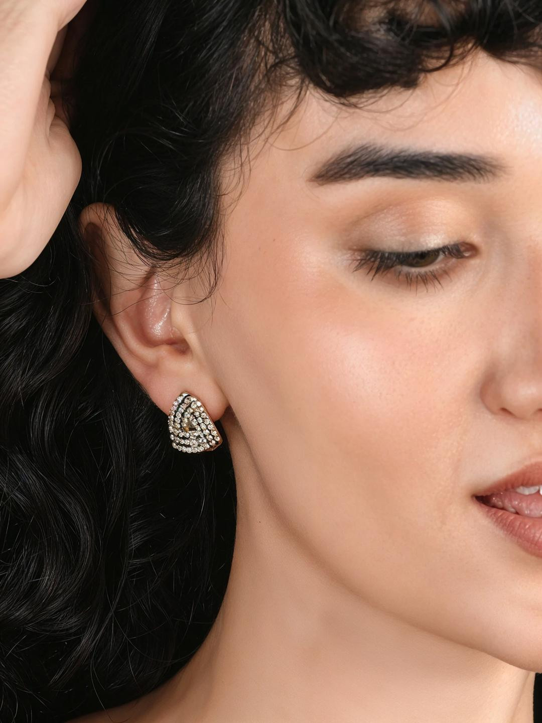 Korean Style Triangle Geometric Stud Earrings for Women Cubic Zirconia Alloy Stud Earring