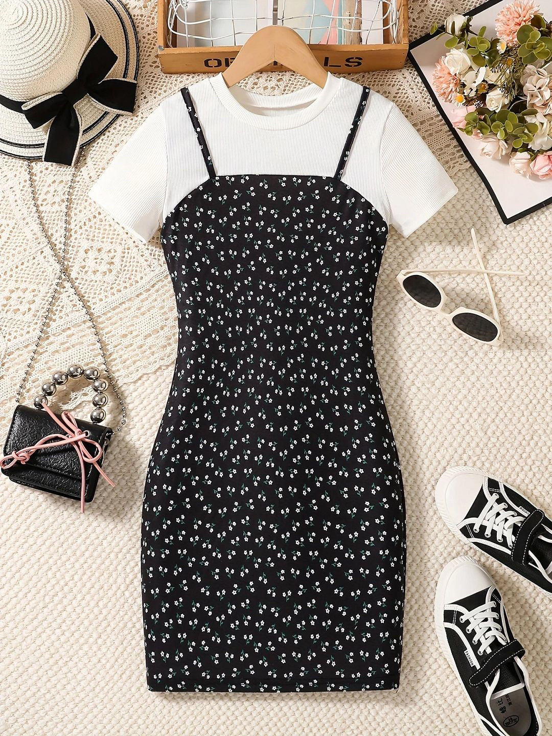 Billion Girls Floral Print Monochrome Fitted Pinafore Mini Dress