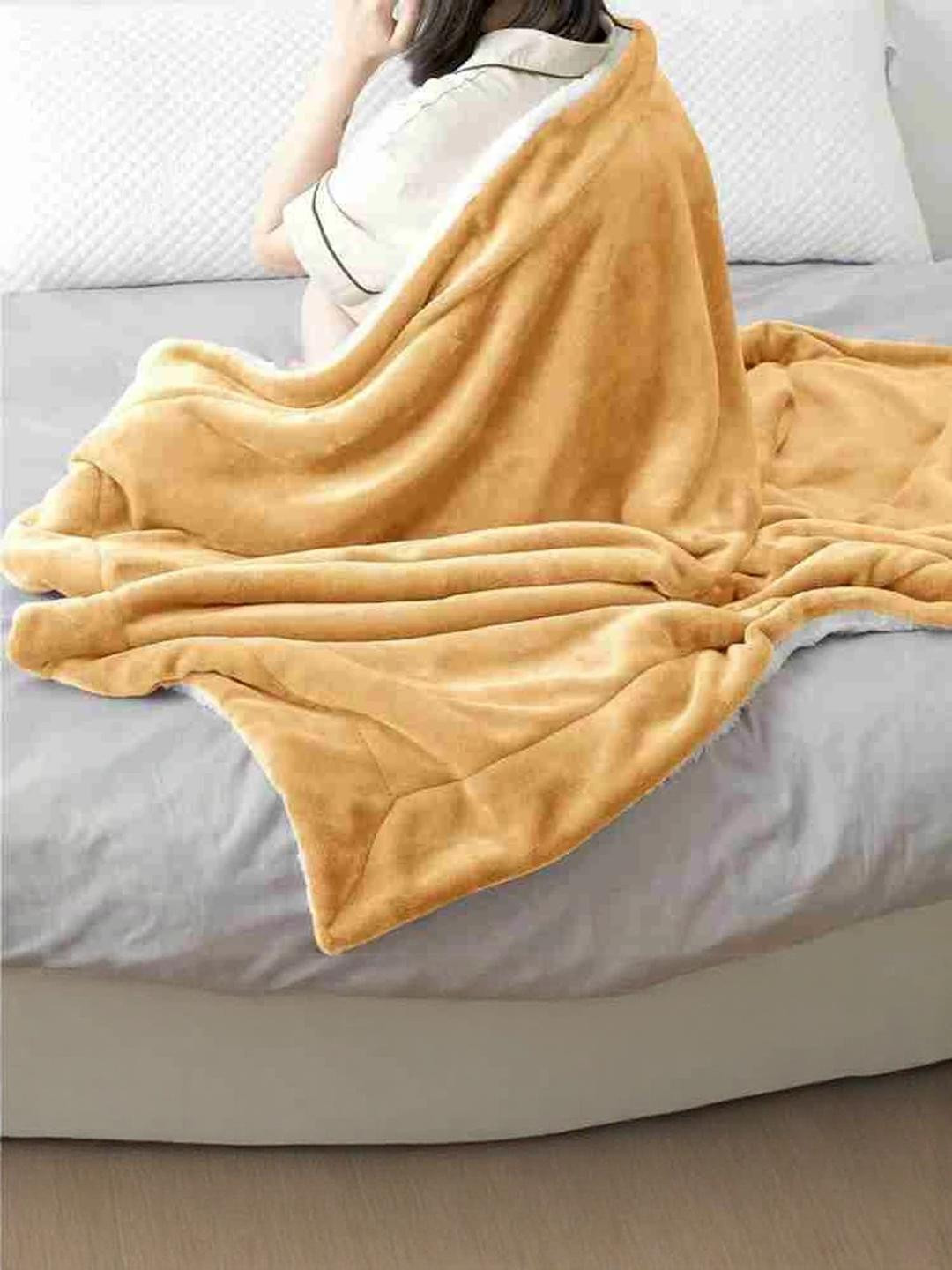 Doristyle Golden 500 GSM Double Bed Blanket