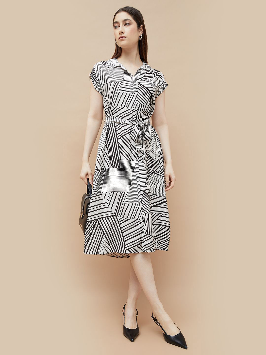 CODE by Lifestyle Women Geometric Printed A-Line Midi Dress