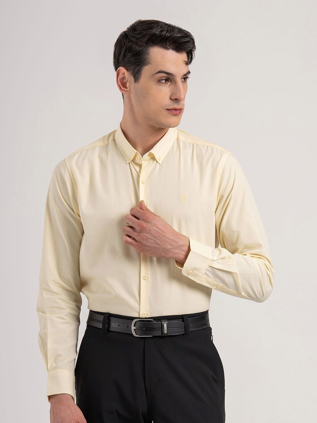 Red Tape Relaxed Fit Spread Collar Long Sleeves Cotton Shirt
