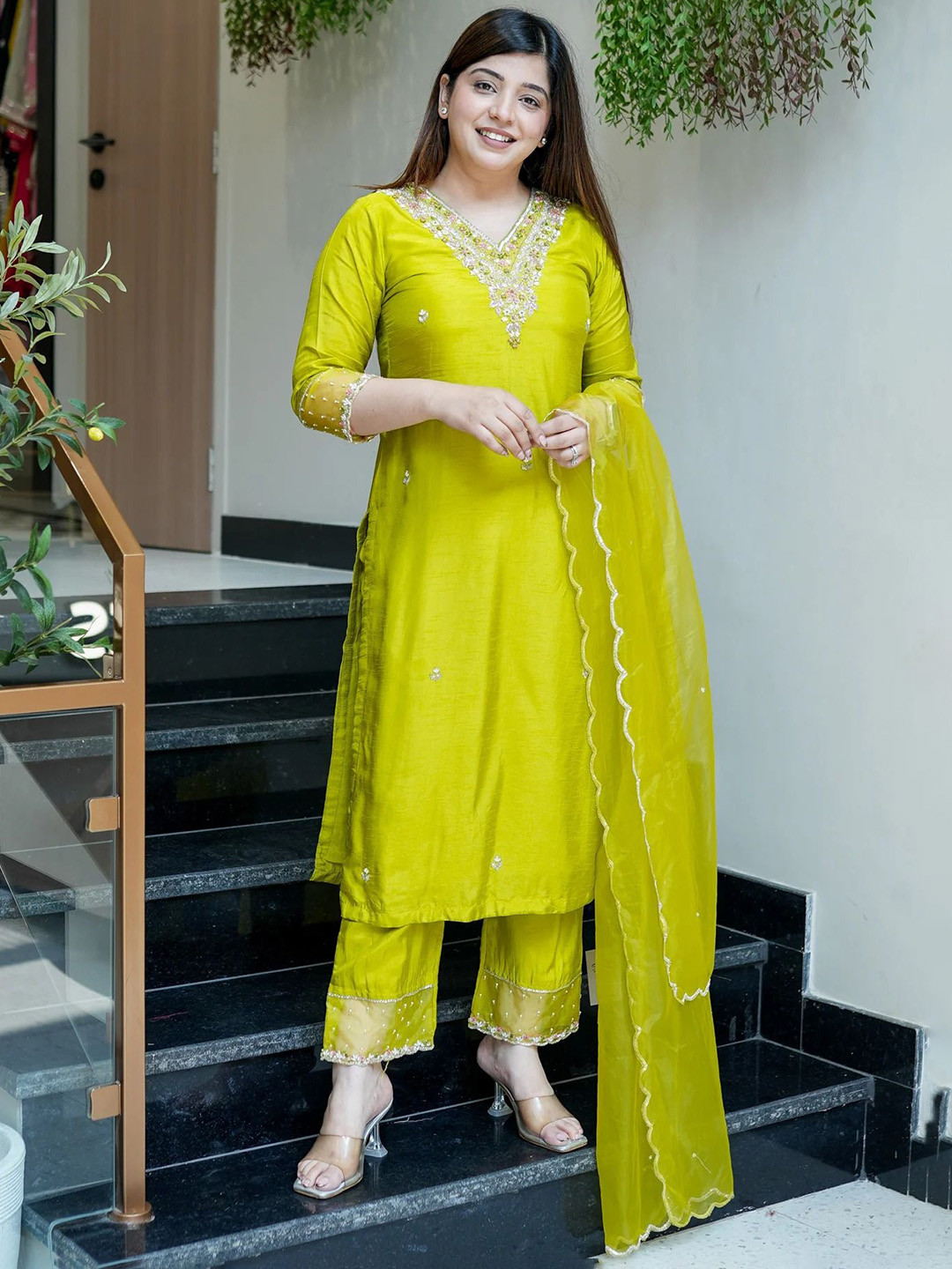 KC Fashion Floral Embroidered V-Neck Gotta Patti Pure Silk Kurta With Trousers & Dupatta