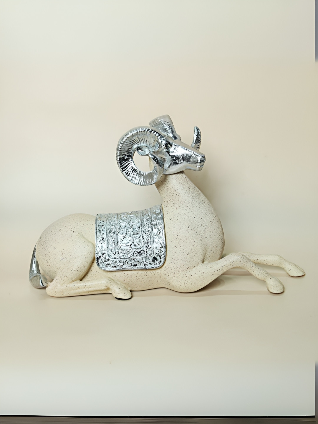 SMOKEY COCKTAIL Beige & Silver-Toned Springbok Antler Figurine Showpiece